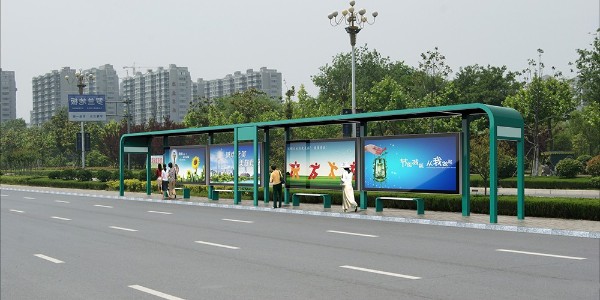 不銹鋼公交車候車亭燈箱的特點